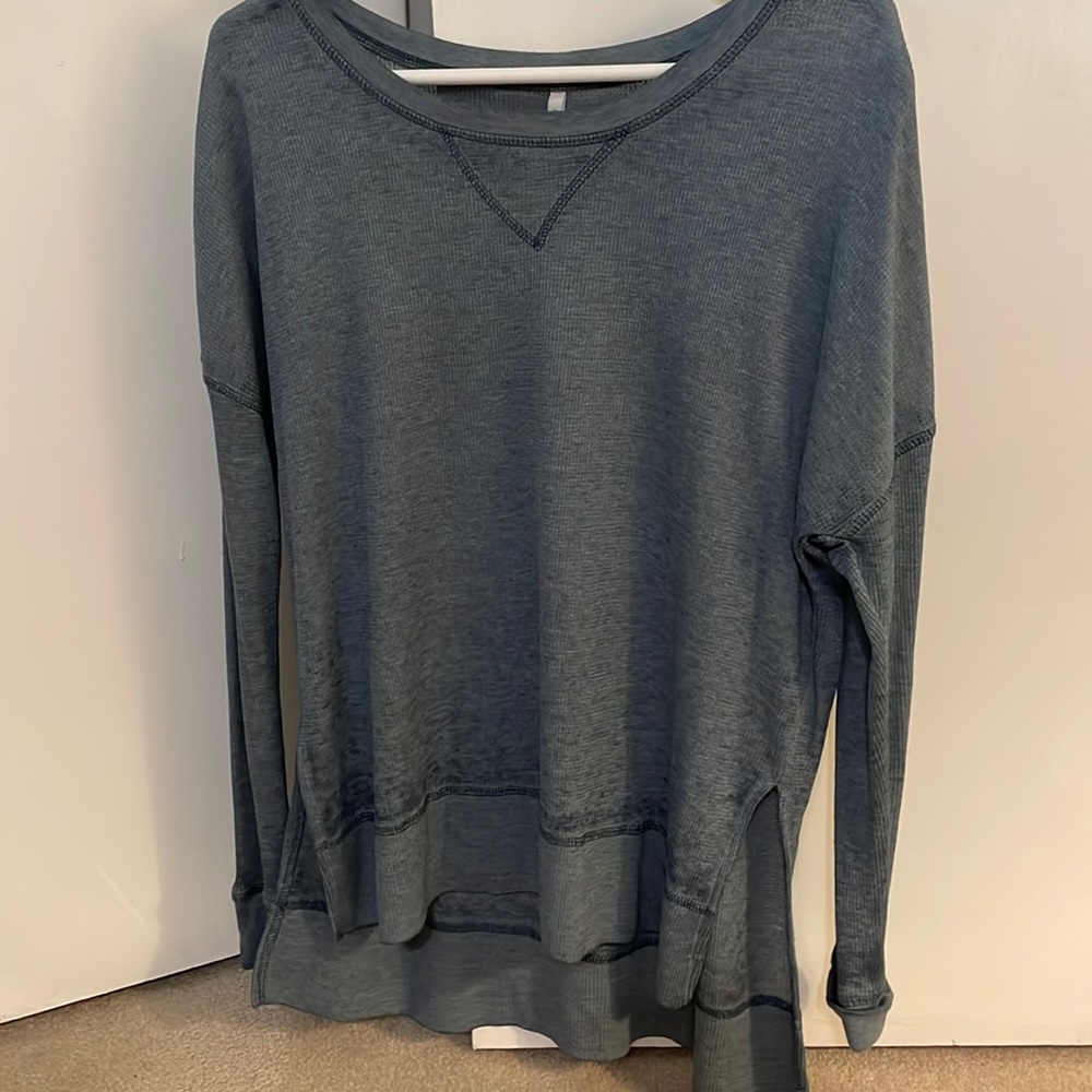 Z Supply Size Small blue oversized long sleeve top